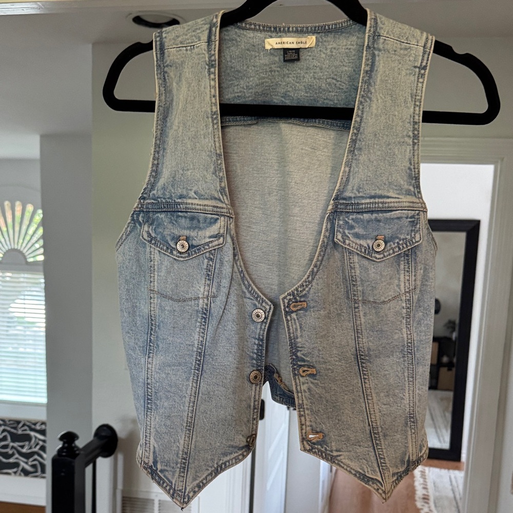 American Eagle Outfitters Light Blue Denim Vest